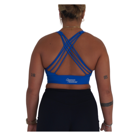 She is beauty. She is, a halter sports bra on back day 🤌🏽 #aurolaspo,  Workout Clothes